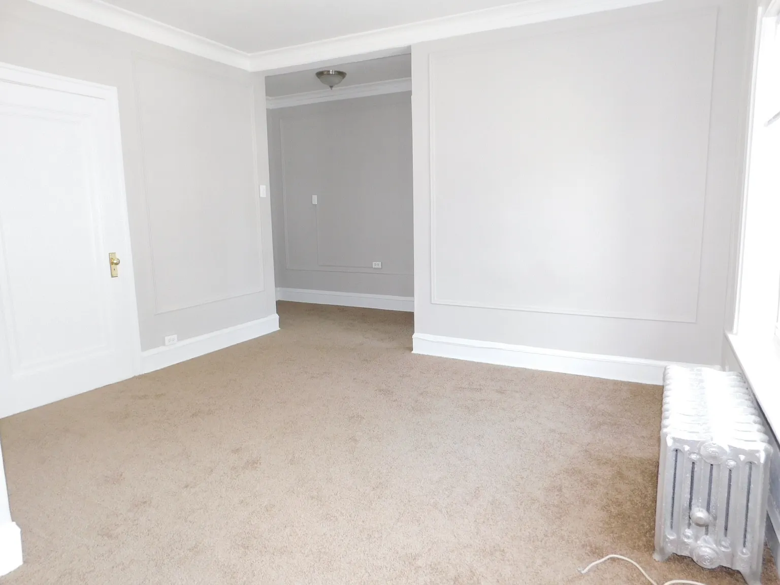725 Washington St — Photo 3