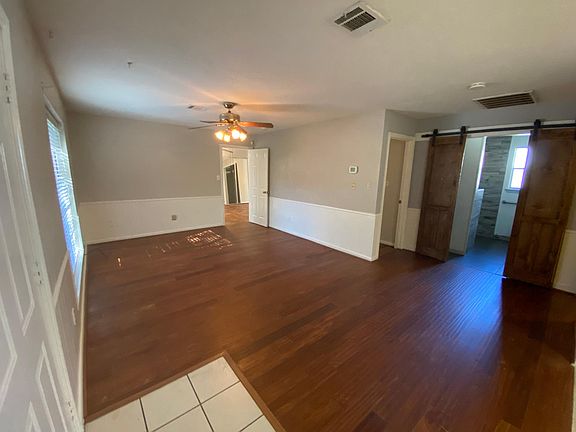 2nd image of 403 Texas St #1
