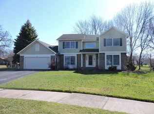 62 Black Spruce Ct, Rochester, NY 14616