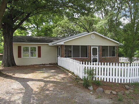 1st image of 4968 Lucille Ave