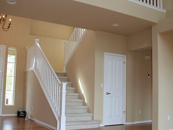 4th image of 24042 SE 13th Pl
