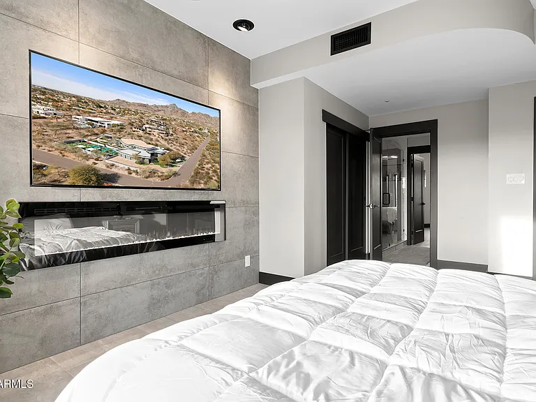 3282 E Palo Verde Dr — Photo 84