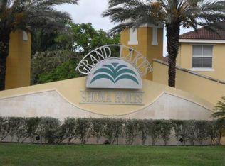 15053 SW 9th Ter, Miami, FL 33194