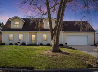 1007 Ratcliffe Dr, Marshalltown, IA 50158