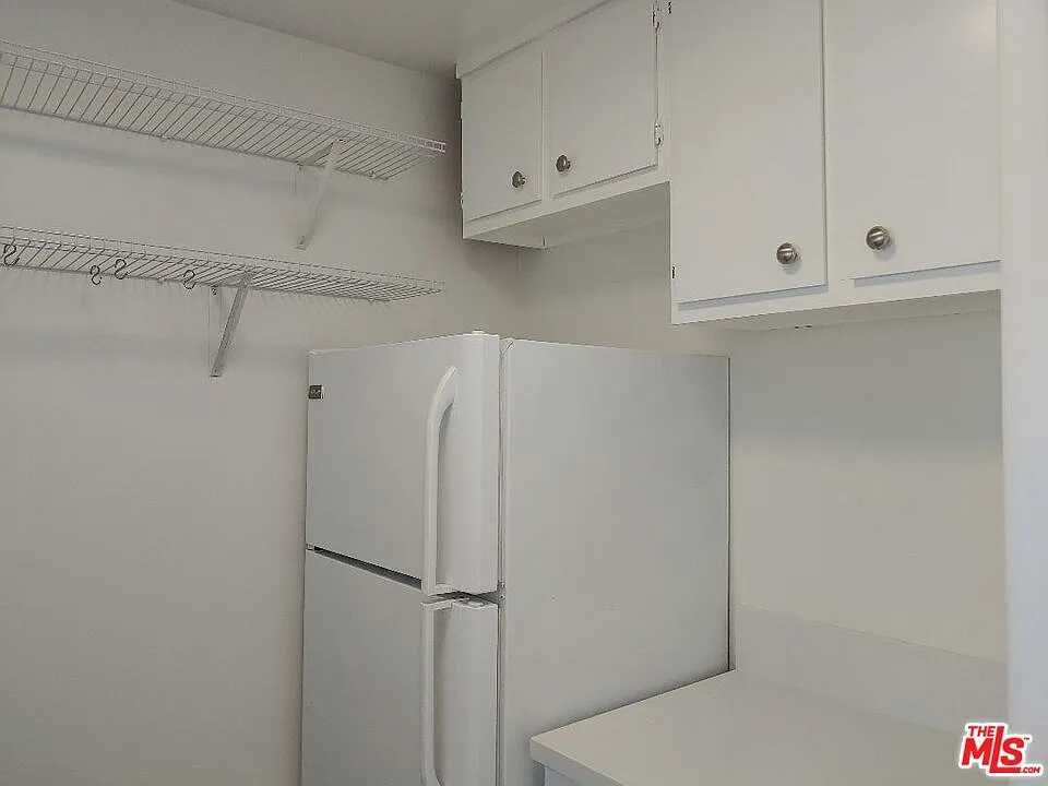 2 bed, 2.0 bath, $2,775 — Photo 3