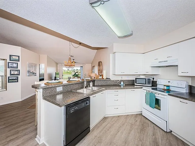 6141 Bahia Del Mar Blvd #229 — Photo 6