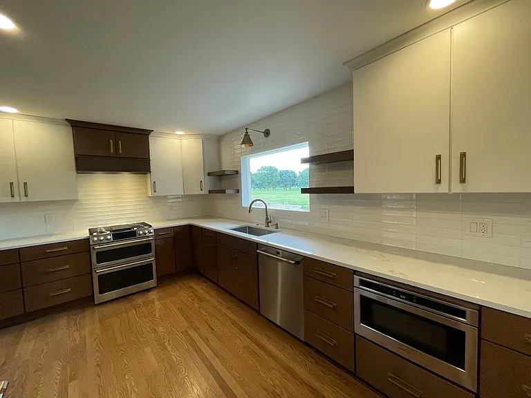 1533 Cambridge Rd — Photo 14