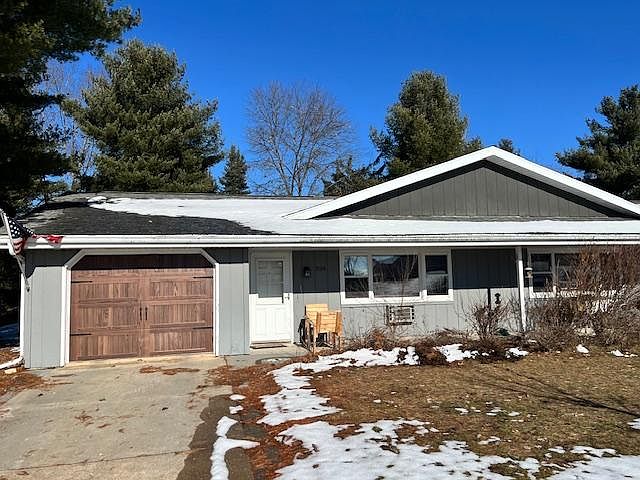 1st image of 326 E Green Meadow Dr