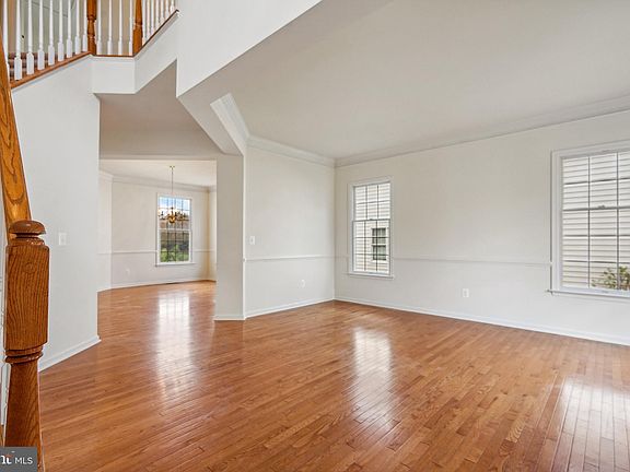 5th image of 5437 Bowers Hill Dr