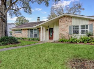 5534 Yarwell Dr, Houston, TX 77096