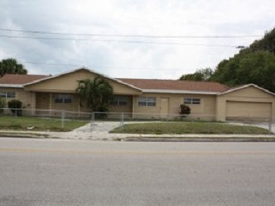 2001 Avenue I, Fort Pierce, FL, 34950