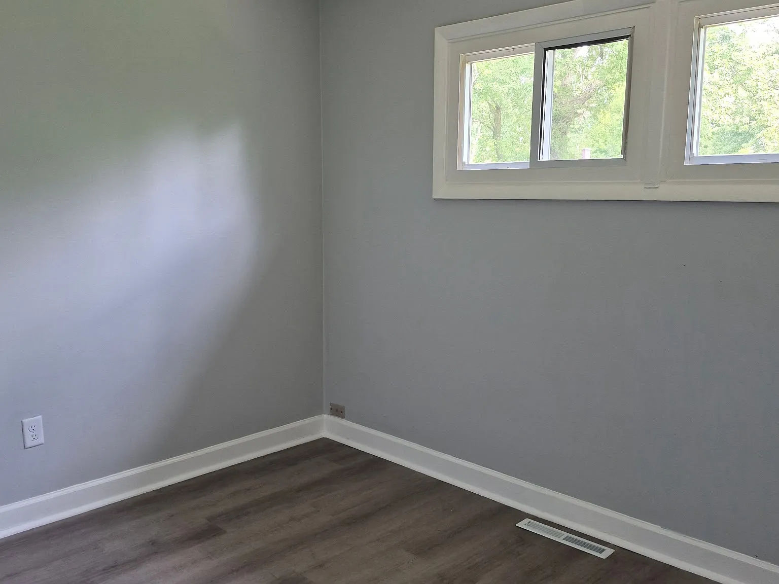 3 bed, 900 sqft, $1,495 — Photo 4