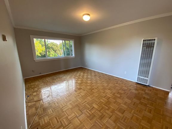 5th image of 1003 16th Ave