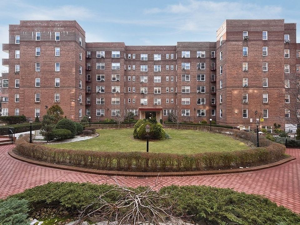 1st image of 9931 64th Ave APT B6