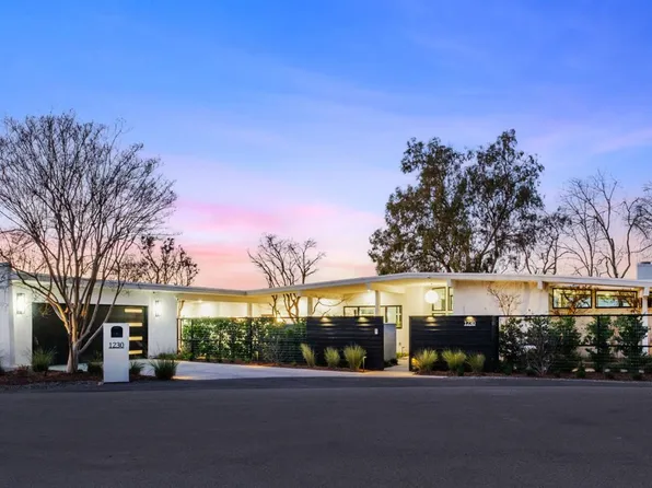 1230 W Moraga Rd, Fresno, CA 93711