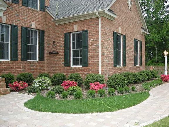 2nd image of 1511 Bromfield Way
