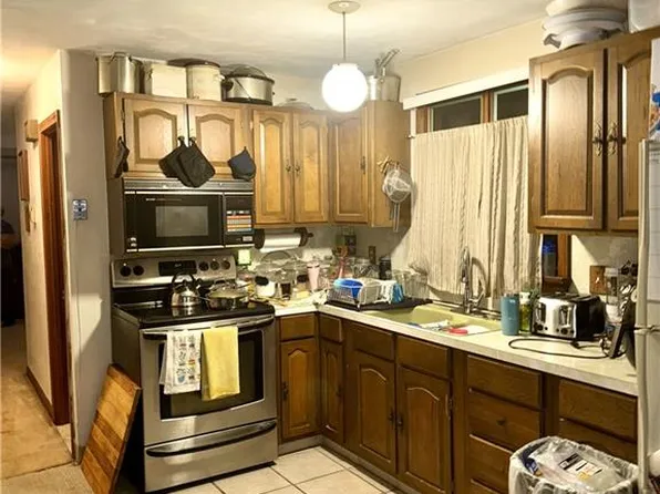 1359 Chalkstone Ave, Providence, RI 02909