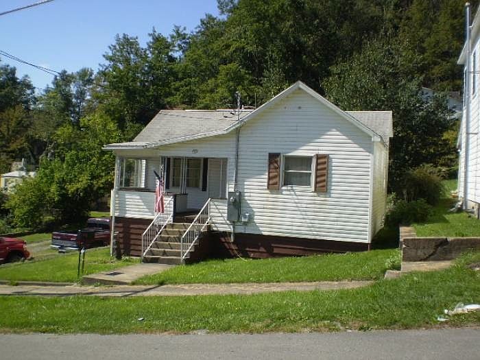 2nd image of 69 Richwood Rd