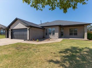 8901 Woodbend Dr, Oklahoma City, OK 73135