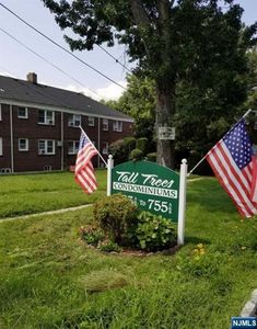 737B Broad Ave, Ridgefield, NJ, 07657