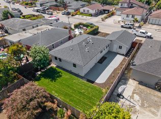 1384 Solano Dr, Pacifica, CA