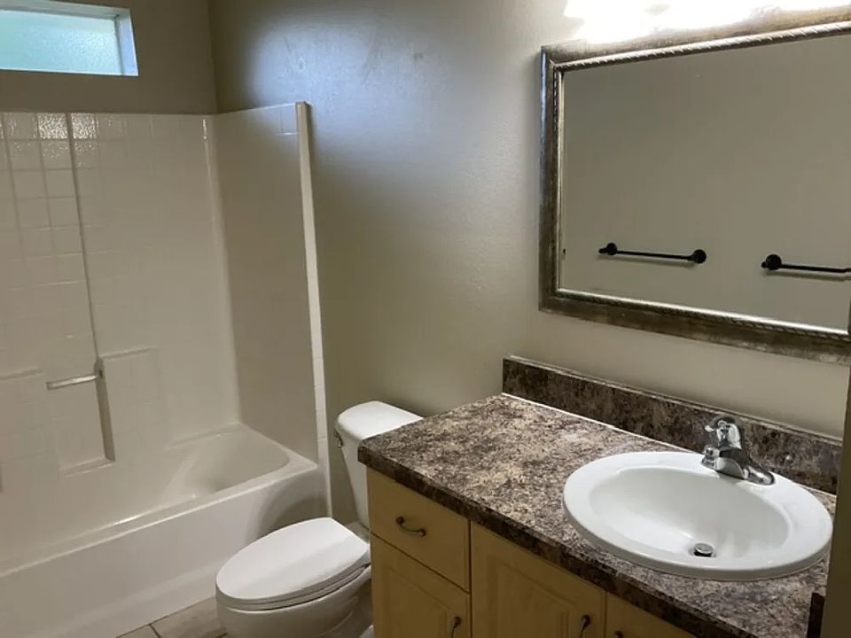 1st image of 11 Southland Ct #1