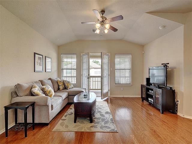 1st image of 1310 Parmer Ln #6C