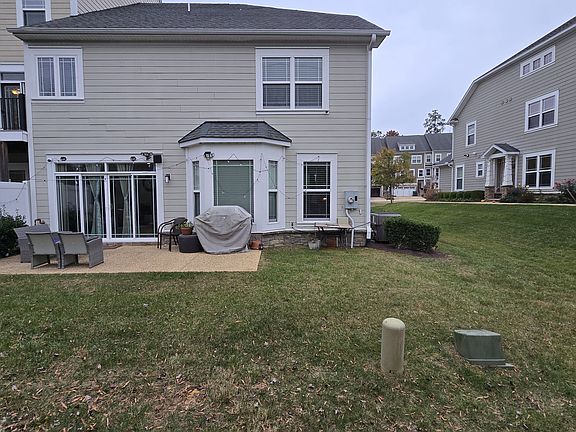 2nd image of 5428 Hickory Place Way