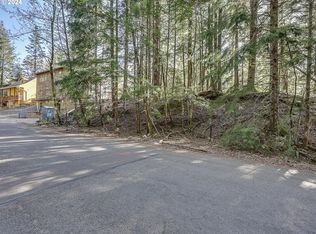 64680 E Sandy River Ln, Rhododendron, OR 97049