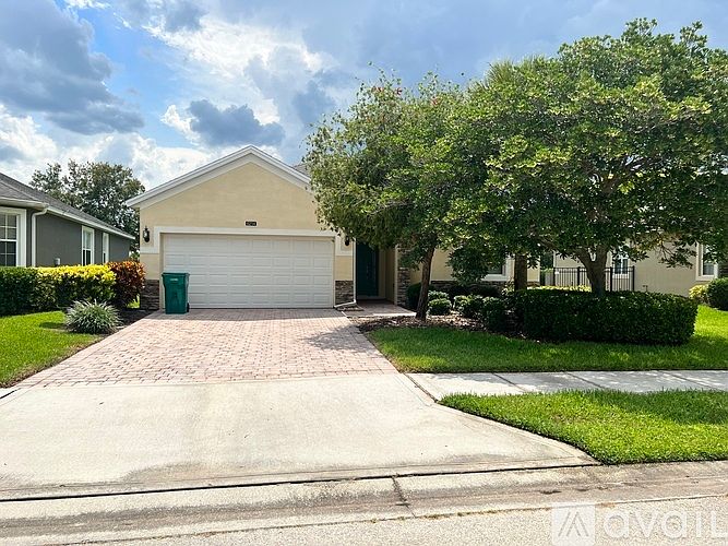 1st image of 6214 Trieda Dr