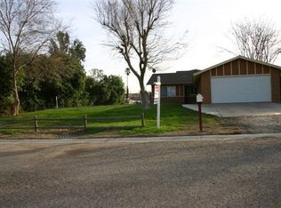 1526 Smokewood Dr, Norco, CA 92860