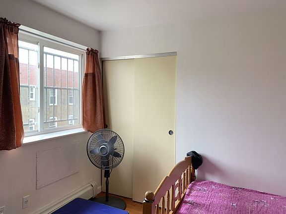 5th image of 762 41st St APT 5C