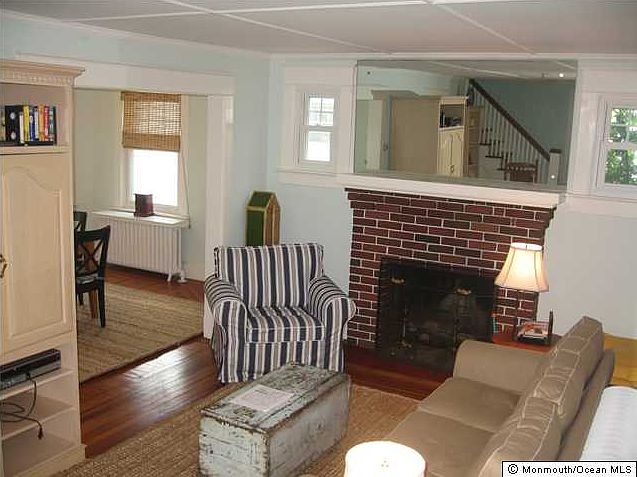 2nd image of 160 Atlantic Ave