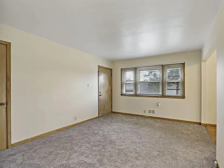 6823 W Wedgewood Dr #1 — Photo 5