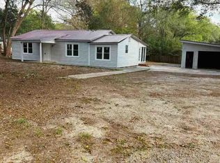 81 Gary Ln, Cheraw, SC 29520