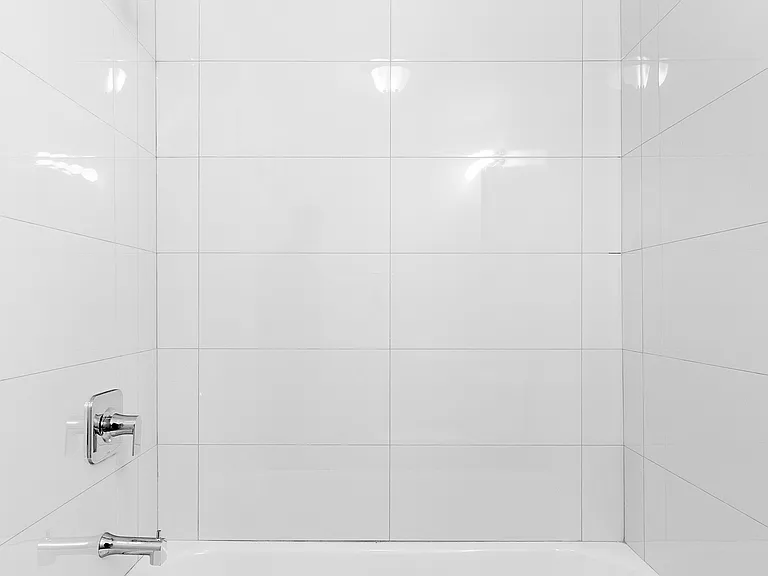 418 E 9th St #C — Photo 5
