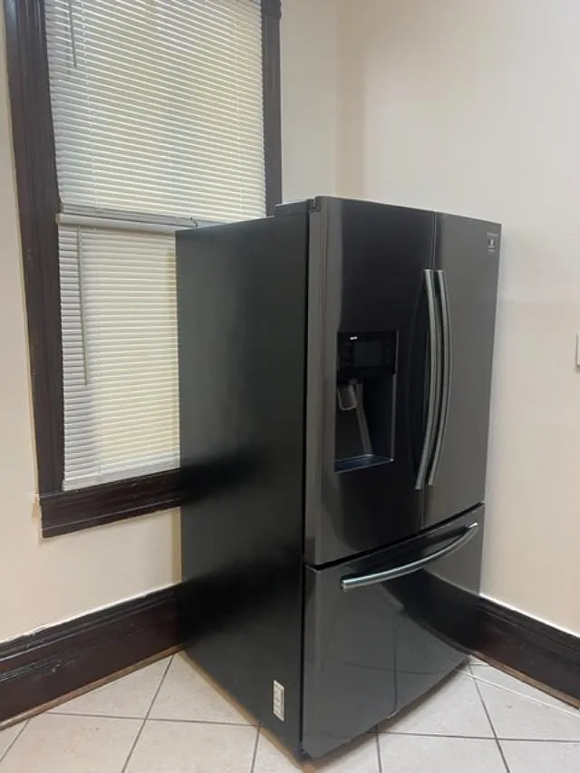 1 bed, 1000 sqft, $1,395 — Photo 3