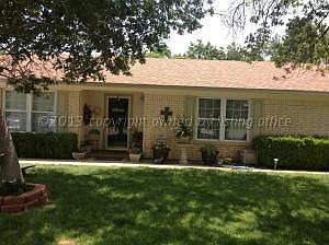 1st image of 1828 Holly Ln