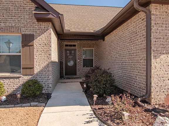 5th image of 207 Oracle Cir