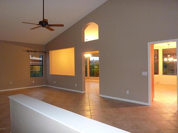 4th image of 38186 S Silverwood Dr