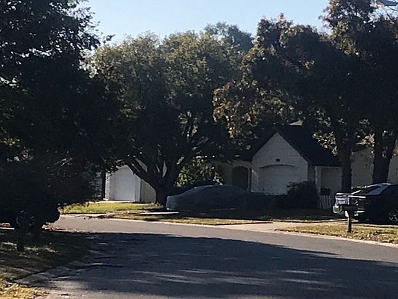 4th image of 12922 Sandburst Ln