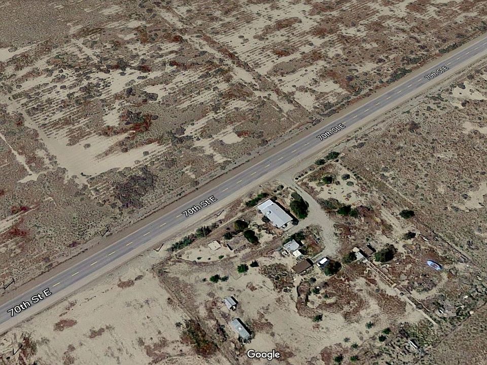 2nd image of 70TH St E #L2