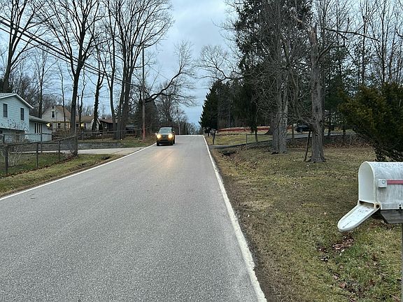 5th image of 3837 Baumberger Rd