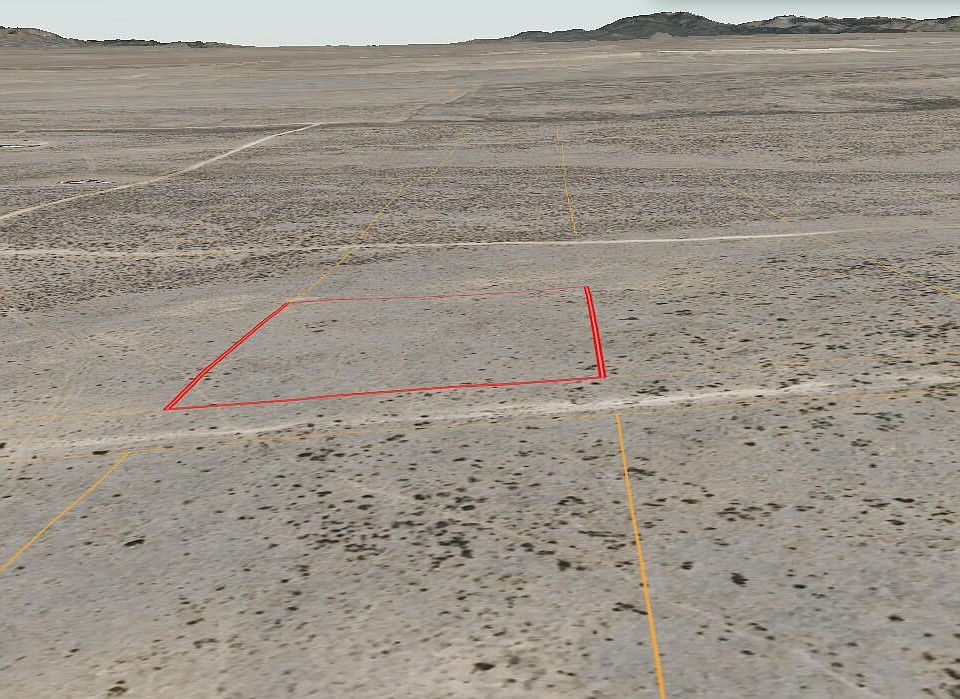 1st image of 19 Estancia Ranchettes #7-2