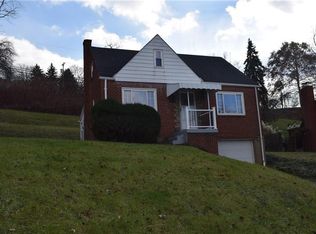 1081 Greenlawn Dr, Pittsburgh, PA 15220