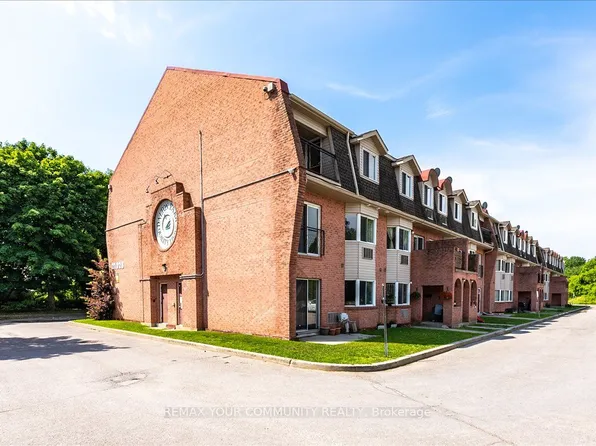 21028 Dalton Rd #207, Georgina, ON L0E 1L0