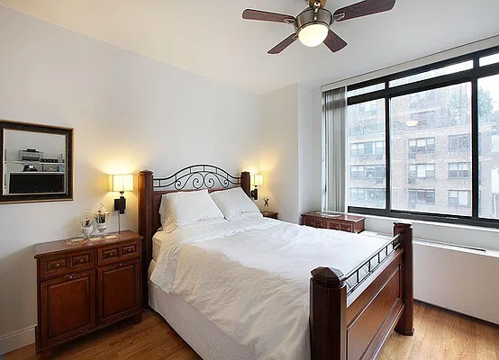 Sold by Warburg | media 13