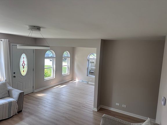 4th image of 7737 Parkside Ave