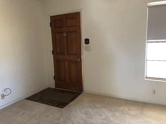 2nd image of 400 N Gillis St