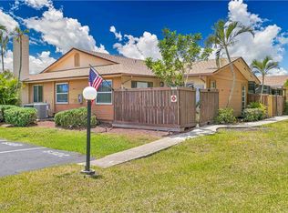 6320 Royal Woods Dr, Fort Myers, FL 33908